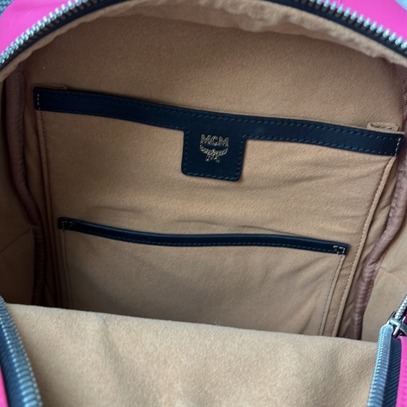 Authentic mcm mini backpack - Picture 4 of 6